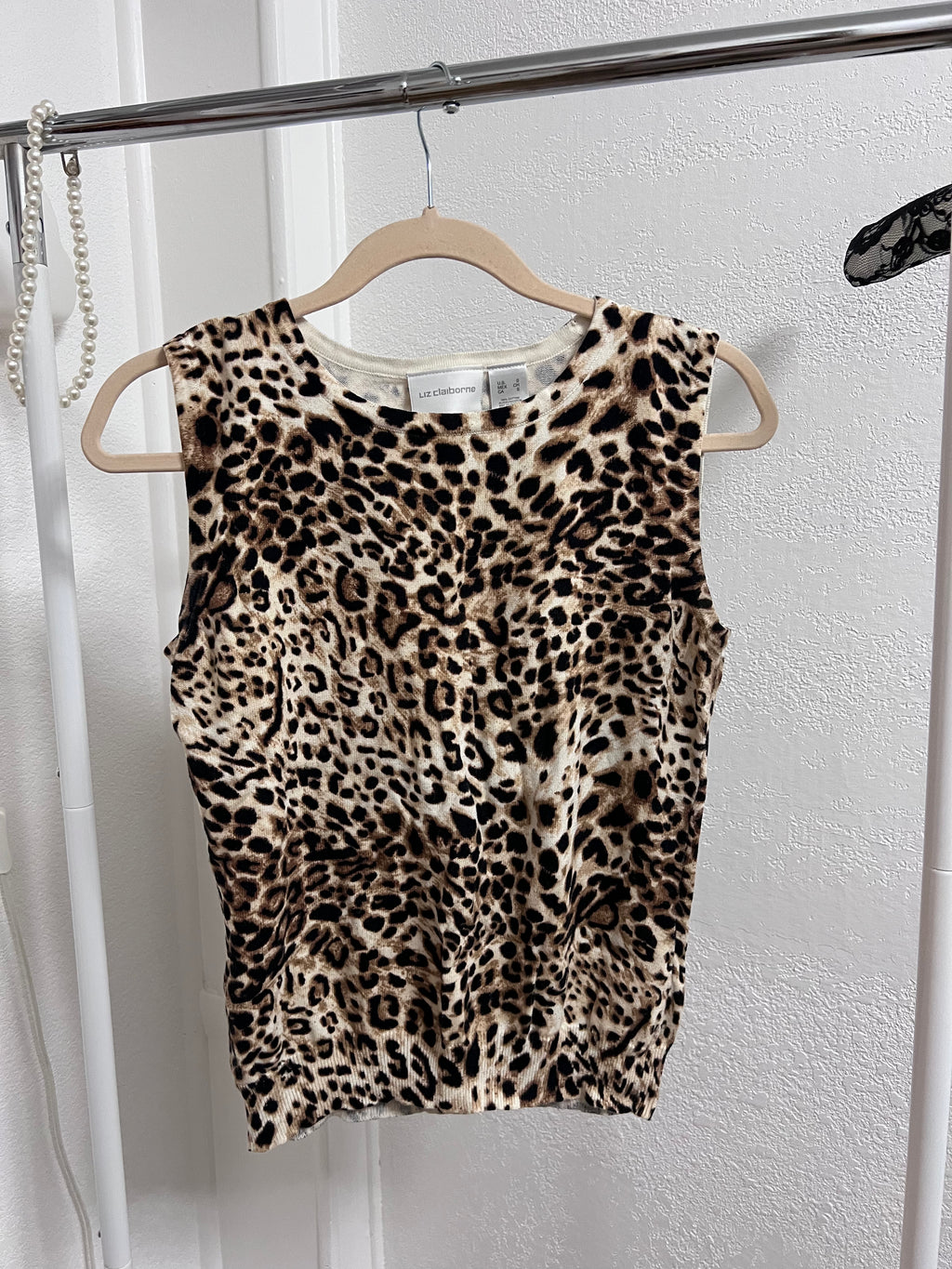 Leopard Knit Sleeveless Top
