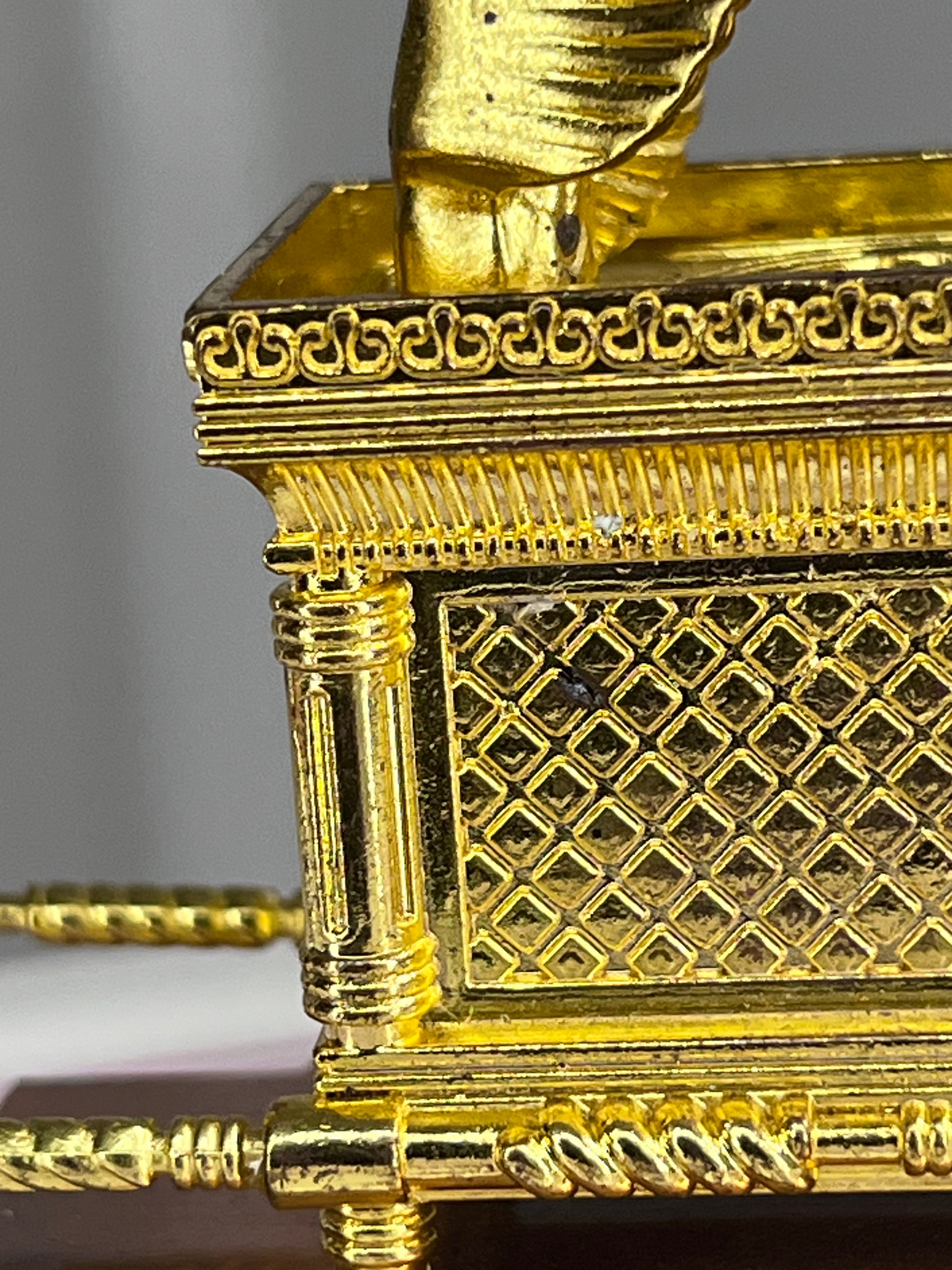 Ark of the Covenant Figurine