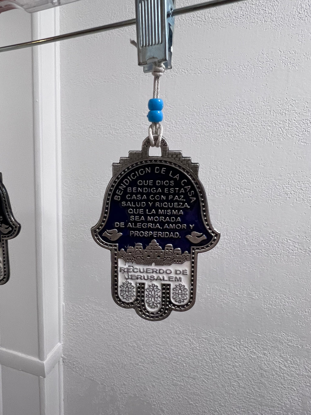 Jewish Bracha Home Blessing Wall Hanging – Hebrew + Spanish (Hamsa Design)