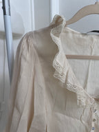 lace collar cream blouse