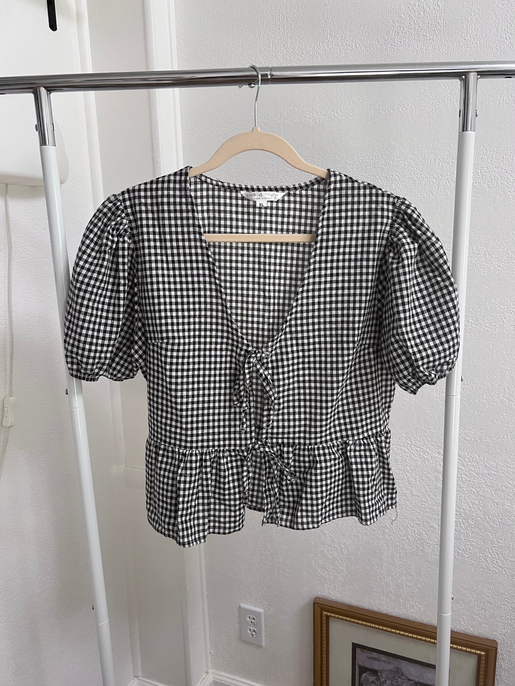 bw gingham tie-front babydoll blouse